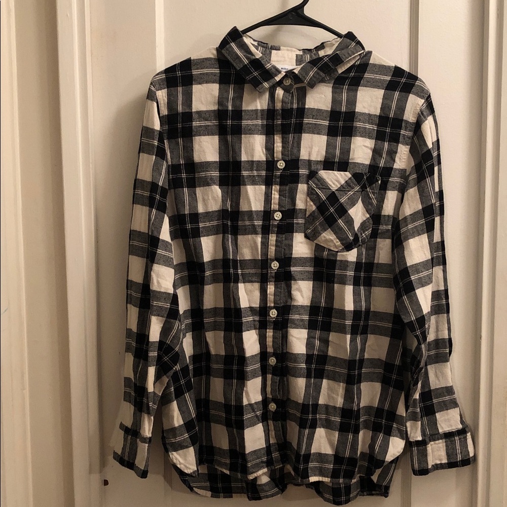 Black and White Old Navy Flannel